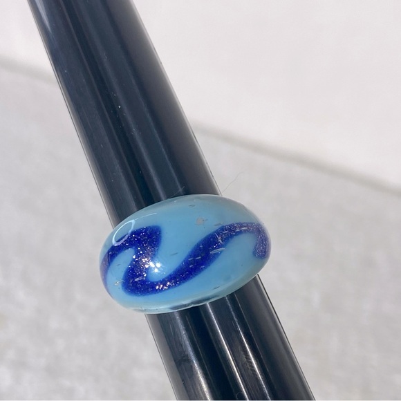 Vintage Art Glass Handmade Blue Band Ring - Picture 11 of 11